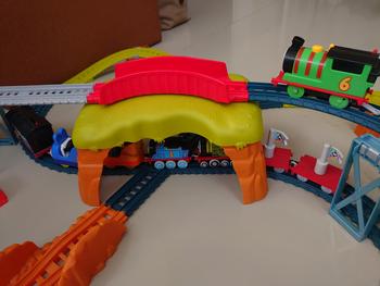 Product Review of Fisher Price Thomas and Friends Mystery of Lookout Mountain Metal HMC25 - Mainan Diecast Kereta Tomas from Tokopedia customer review 2