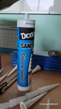 Product Review of SILICONE SEALANT DEXTONE SANITARY ANTI JAMUR (ACETIC) / LEM SEALANT KHUSUS AREA BASAH from Tokopedia customer review 1