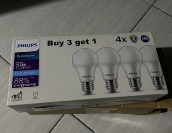Product Review of Lampu Philips RadiantLine Multipack Bohlam LED 9W 6500K Putih from Tokopedia customer review 2