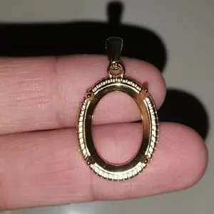 Ikatan Liontin Titanium Gigi Warna Gold