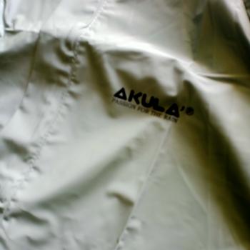 Product Review of JAS HUJAN SETELAN DEWASA PRIA WANITA ANTI REMBES TERBAIK BY AKULA from Tokopedia customer review 1