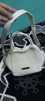 Product Review of Tas Wanita YUKARI Tas Selempang Wanita Slingbag Tali Anti Pegal Polet Serut Motif Gelombang Ala Korea from Tokopedia customer review 0