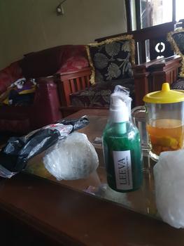 Product Review of Leeva Sabun Exotic Acne 250ml - Sabun Mandi Kulit Sensitif, Mengatasi Jerawat & Panu, Melembabkan Kulit Kering, Solusi Kulit Sehat dan Bersih from Tokopedia customer review 1