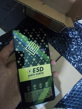 Product Review of Tempered Glass Kaca Bening For Poco Series ESD Anti Static Pelindung Layar HP Cover Layar Anti Gores Tebal Kaca Temperd Glass from Tokopedia customer review 0