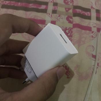 Product Review of VEGER Wall Charger R1 Single Port USB Output 2.4A from Tokopedia customer review 3