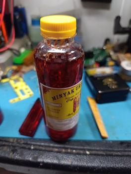 Product Review of Minyak Urut Dayak Perisai Borneo Kemasan 250 ml from Tokopedia customer review 0