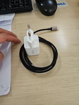 Product Review of Kabel Data UGREEN USB Type C To Type C PD 5A 100W Fast Charging from Tokopedia customer review 3