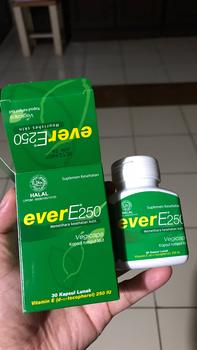 Product Review of ever e 250 30 kapsul lunak from Tokopedia customer review 2