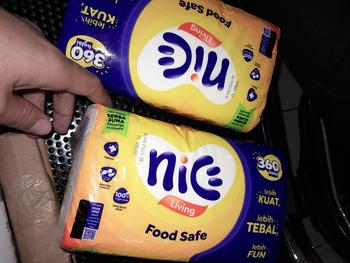 Product Review of Nice Tisu Kering Tisu Wajah 180 Sheets 2 Ply Tissue from Tokopedia customer review 1