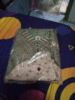 Product Review of Bisa COD - Baju Batik Wanita Anak Remaja Dewasa Pakaian Atasan Blus Kerja Modern Baju Batik Wanita Terbaru Terlaris Cewek from Tokopedia customer review 1