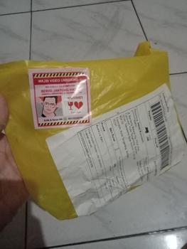 Product Review of Red-A Lip Balm (Tersedia 5 Varian) Red Bibir from Tokopedia customer review 1