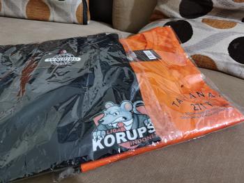 Product Review of Kaos Liga Korupsi Baju Liga Korupsi Baju Liga Koruptor Kaos Sindirian Liga Korupsi Indonesia - Bahan Tebal Combed 30s Distro Baju Katun from Tokopedia customer review 0