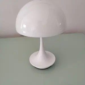 HUIAN Lampu Meja Hias LED Nordic Jamur 3-in-1 3000-7000K, Baterai 1200mAh, USB Type C – HA-226 (Putih)