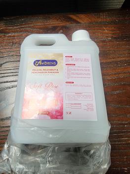 Product Review of Amorens Pelicin Setrika Pakaian / Pafum Laundry & Pewangi Pakaian 1 liter 3 in 1 Wangi Tahan Lama [1000ml] from Tokopedia customer review 1