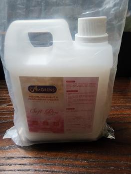 Product Review of Amorens Pelicin Setrika Pakaian / Pafum Laundry & Pewangi Pakaian 1 liter 3 in 1 Wangi Tahan Lama [1000ml] from Tokopedia customer review 3