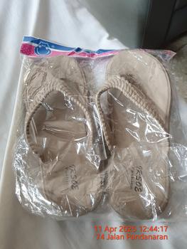 Product Review of Sandal Jepit Wanita Kekinian 721M Wanita Dewasa Sandal Daily  Sandal Empuk dan Ringan Dengan Berbahan Karet Eva Premium from Tokopedia customer review 1