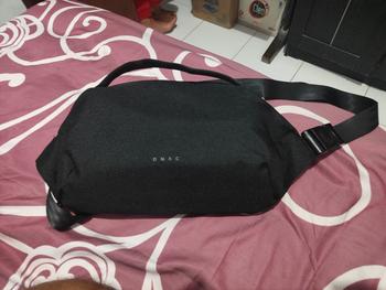 Product Review of DNAC Cross Body Sling Bag / Small Chest Bag 5L - BLACK from Tokopedia customer review 0
