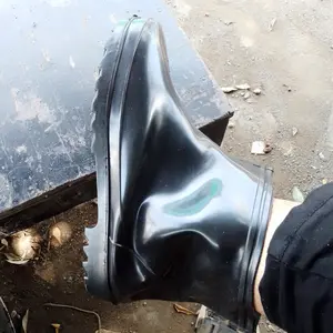 SJT - Sepatu Boots Mini Hitam Mengkilap / Shoes Booth Karet pendek ringan