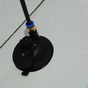 Mainan Tongkat Penggoda Kucing Dengan Suction Cup/Cat Teaser Stick