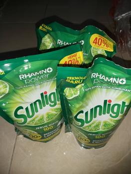 Product Review of SUNLIGHT Sabun Cuci Piring Jeruk Nipis Pouch 1500ml from Tokopedia customer review 0
