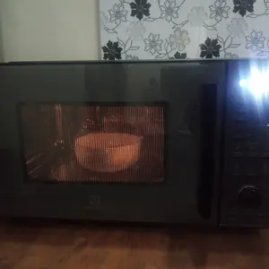 ELECTROLUX EMC27D22BM Microwave Oven w/ Grill, Convection & Steam 27 L Hitam