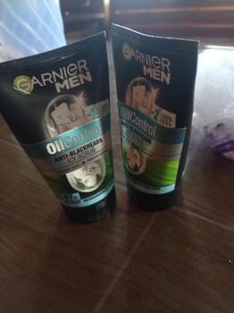 Product Review of (PAKET HEMAT ISI 2) Garnier Men Oil Control Anti Blackheads Brightening Icy Scrub Facial Cleanser Skin Care - 100ml from Tokopedia customer review 0