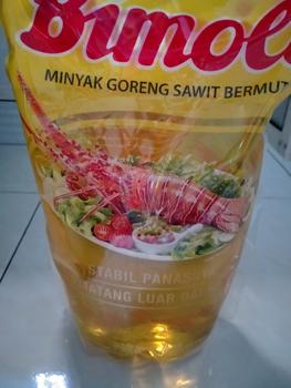 Product Review of Bimoli Minyak Goreng 2L - Minyak Goreng Berkualitas Tinggi - Oil Bahan Masakan from Tokopedia customer review 0