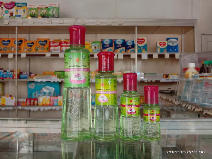 Gambar Minyak Kayu Putih Cap Lang Rose MKP Lang 120 ml 120ml dari PASTI MURAH... PASTI ASLI Jakarta Pusat Tokopedia