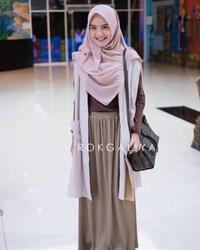 Gambar Original Mide Skirt by Rokgaliya : Black, Mocca, Grey, Navy, Cream dari RASTAGEDON SHOP Kab. Indramayu 5 Tokopedia