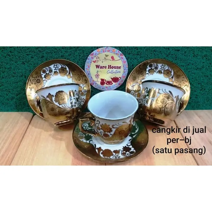CANGKIR+TATAKAN (PER-BJ) EMBOS GOLD KEMBANG FIORI