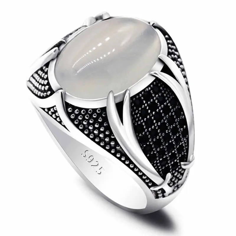 Cincin Batu Akik Opal Putih Bening Modern Elegan Berkelas