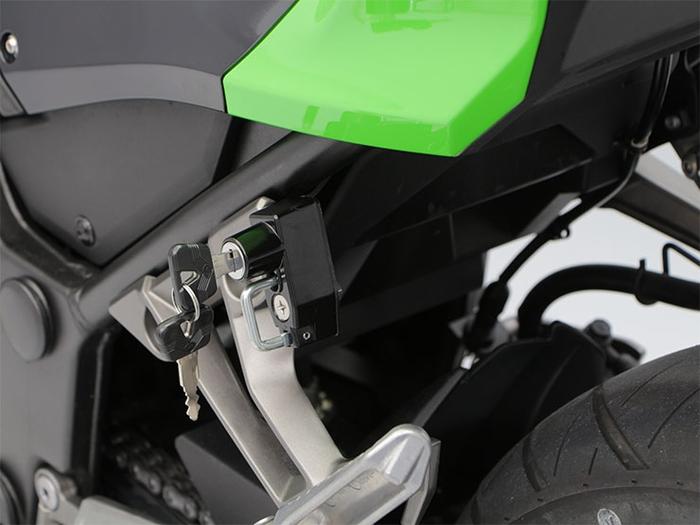 Gambar Satu Set Gantungan Helm NINJA250 ENDURANCE EG507EX2A1 dari Webike Indonesia Kota Administrasi Jakarta Selatan Tokopedia