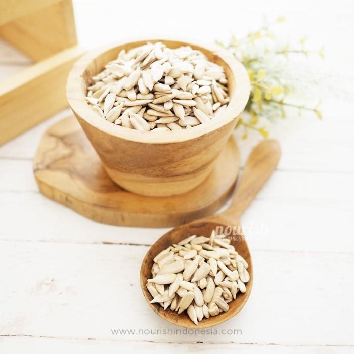 Gambar Raw Sunflower Seed ( Biji Bunga Matahari Mentah ) 100gr dari Nourish Indonesia Jakarta Utara Kota Administrasi Jakarta Utara Tokopedia