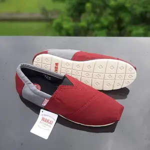 TOKOERS WK-3135 Sepatu Anak Laki laki WAKAI