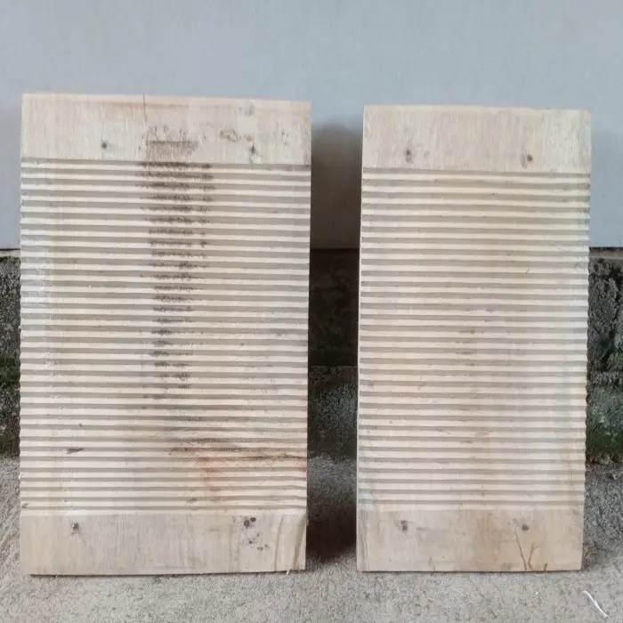 Papan Cuci Baju Pakaian / Penggilasan Kayu Kuat Kokoh Tahan Lama