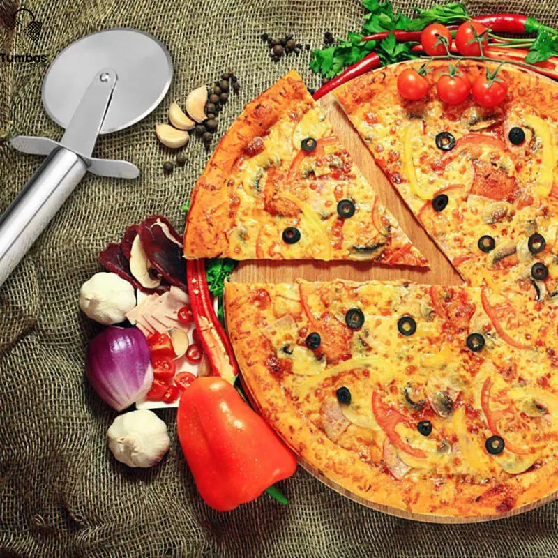 Pemotong Kue Pizza Stainless Steel Roller Cutter -Silver 1
