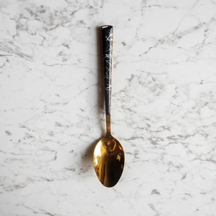 Gambar Brewsuniq Black Marble Gold Table Spoon / Sendok Makan Aesthetic Emas dari Brewsuniq Store Kota Medan Tokopedia