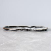 Gambar Brewsuniq Gold-Rimmed Oval Display Tray Black L / Tatakan Nampan Marble Aesthetic Minimalis dari Brewsuniq Store Kota Medan 3 Tokopedia