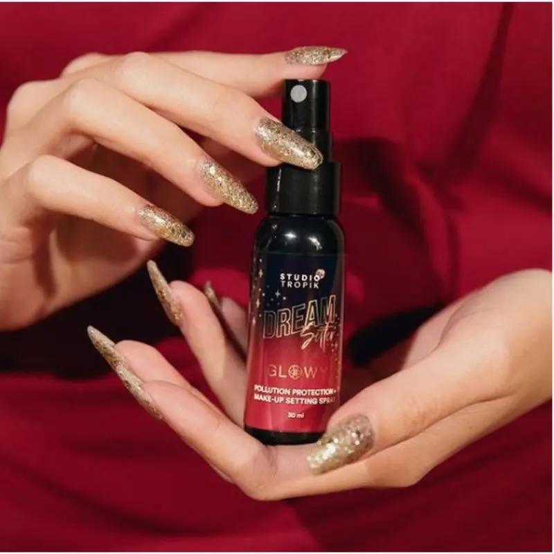 [Studio Tropik] Dreamsetter Glowy Make-up Setting Spray 2