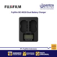 Gambar Fujifilm BC-W235 Dual Charger for X-T5 / X-T4 / GFX 50S II Battery dari Sentra Digital Kota Surabaya 4 Tokopedia