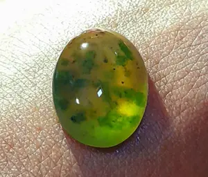 Natural Idocrase Sungai Dareh Kumbang Jati emerald color HQ kode 016