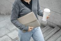 Gambar Tas Bag Sleeve MacBook Pro Air 13 14 15 16 MagEasy MagSleeve Laptop - Black, 13 - 14 Inch dari SwitchEasy Official Kota Administrasi Jakarta Barat 2 Tokopedia
