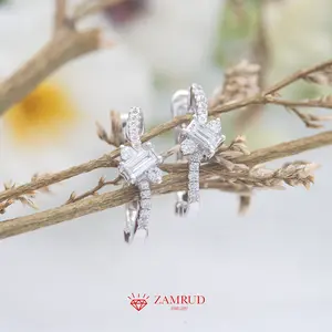 Anting Berlian Baguette Clip 35408 ER Zamrud Jewellery