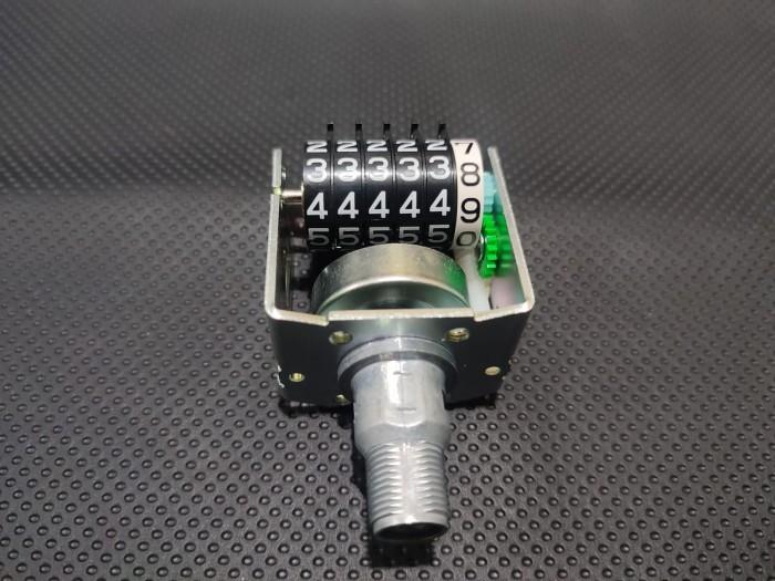 Gambar mesin speedometer mesin spedo KM jarum indikator spedo motor dari Riesta Part Shop Kab. Bekasi Tokopedia