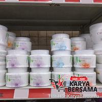 Gambar LULUR MANDI SHINZU'I SKIN LIGHTENING BODY SCRUB KIREI 110GR dari HariHariKaryaBersama Kota Medan 4 Tokopedia