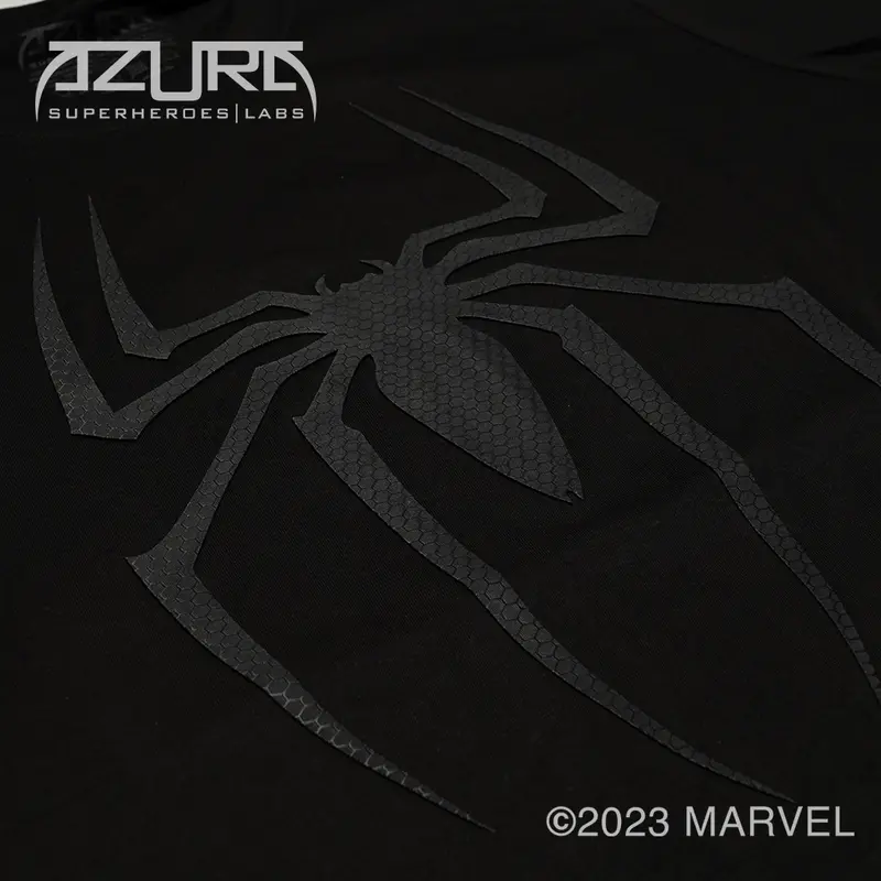 Azura Tshirt Oversize Marvel Original Spiderman Motif Hexagon Black Glow 2