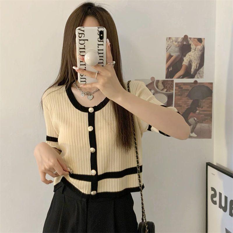 Atasan Basic Oneck Button Baju Wanita Crop Top Kaos Korea Crop Tee Short Sleeve Panjang 2