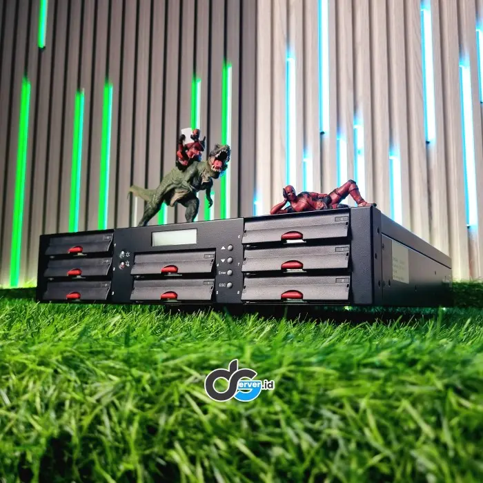 Storage 3Gen Data System 8-Bay new 1