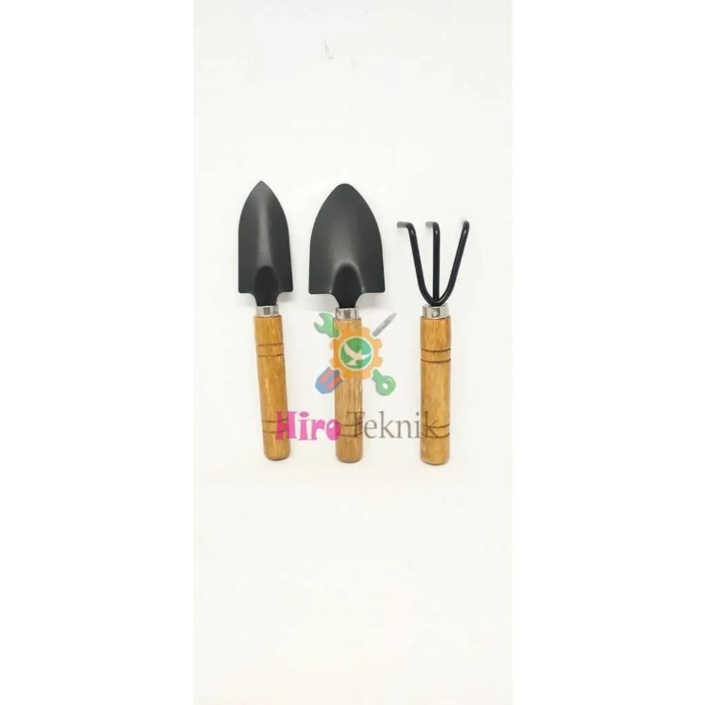 ALAT KEBUN / GARDEN TOOLS 3 PCS GAGANG KAYU
