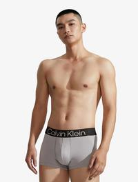 Gambar CALVIN KLEIN UNDERWEAR - BOLD LOGO LOW RISE 3 PACKS TRUNK - Multicolor, S dari Calvin.Klein Kab. Karawang 4 Tokopedia